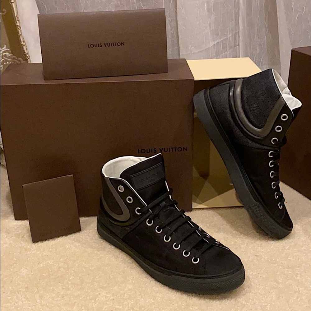 Luis Vuitton Men’s Sneaker Size 8
